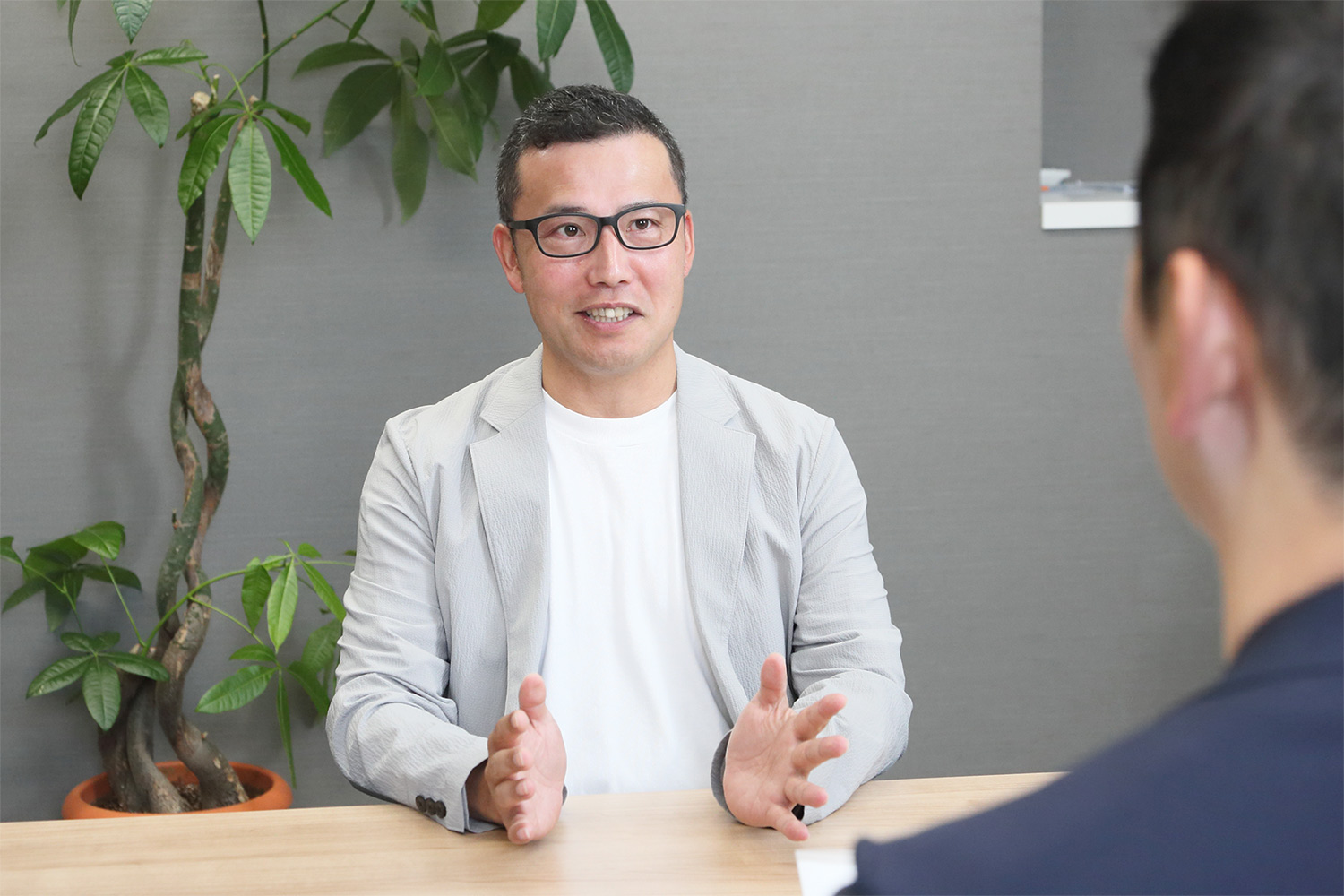 語る青木社長