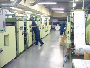 印刷に興味がある、機械を操作することが好き、高い技術を身につけたいと思う方はぜひ！