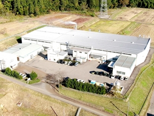 正社員/新卒(1)壁紙製造オペレーター中途(2)壁紙製造オペレーター　(3)壁紙メーカーの技術開発職