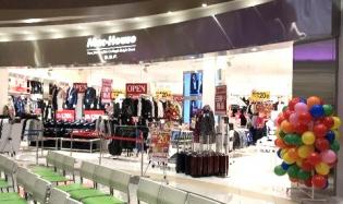 カジュアル衣料の販売・接客スタッフ