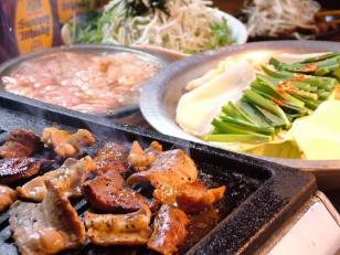 ホルモン焼肉店のホールスタッフ