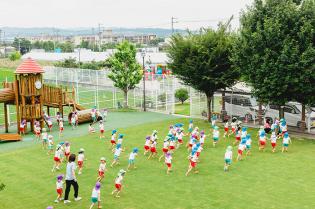 保育園の保育補助スタッフ