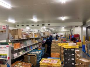 工場内生鮮食品仕分け作業