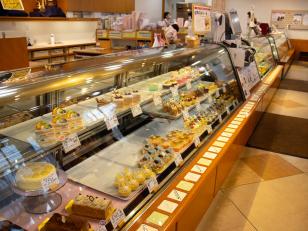 和・洋スイーツの販売スタッフ