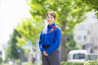 セルフ式ガソリンスタンドstaff