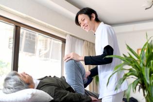 訪問看護ステーションでの理学療法士（PT)