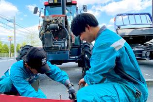 農業機械のメンテナンス・洗車・点検・修理