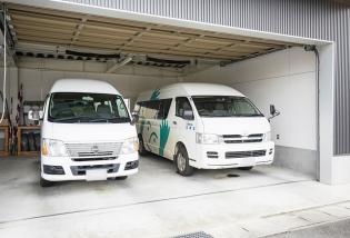 介護施設の送迎ドライバー