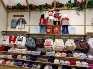 子供服の販売・接客スタッフ