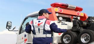事故車・故障車の搬送スタッフ
