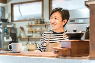 飲食店の店長職／総合職採用