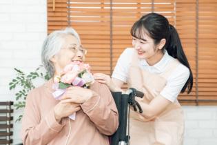 介護職員（特定技能介護）