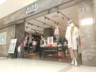 アパレル販売スタッフ