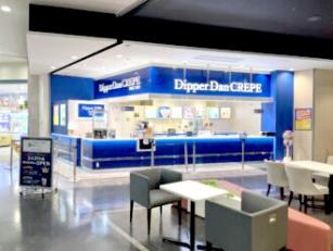 クレープ・タピオカの調理と販売