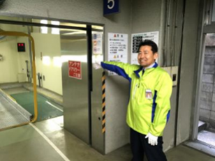 立体駐車場管理スタッフ