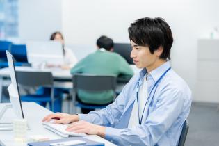経理業務全般及びシステム担当者（管理職候補）