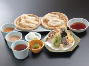 ホール・接客／いなにわ手綯うどん専門店