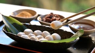 定番「しら玉生麩」