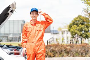 自動車整備士／自動車販売店
