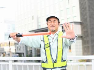 工事現場の交通誘導警備員