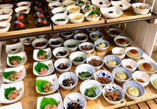 ホテルの朝食調理スタッフ