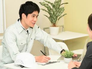 鉄塔・構造物の設計スタッフ
