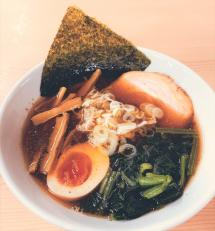 ラーメン店の日勤担当フロア係