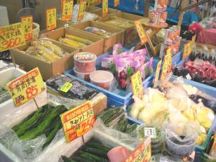 店舗販売スタッフ