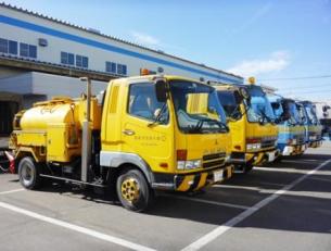 排水管清掃および廃棄物収集運搬の作業助手