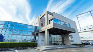 弊社は、自然と人に幸福な環境づくりを目指し幅広い環境業務活動に取り組んでいます。