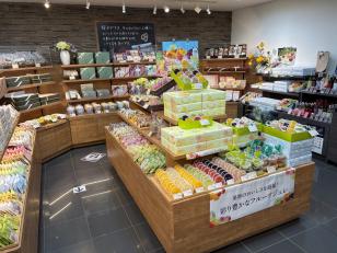 お菓子・スイーツ店での販売スタッフ