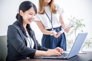 営業事務スタッフ