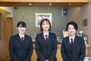 ※「できるかな」「合ってるかな」等、相談しながら選考に進む事も可能です！ 少しでも弊社にご興味をお持ち頂いたらお気軽にお電話下さい。お待ちしています！
