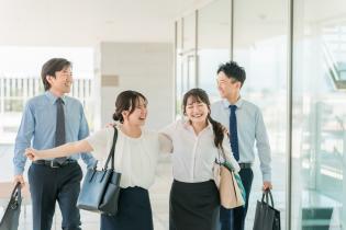 省エネルギー商材の案内・提案スタッフ
