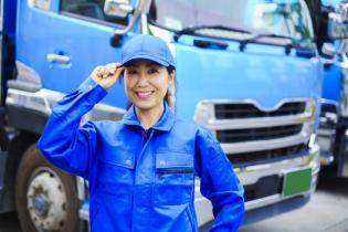 大型ドライバー／トヨタ自動車東日本㈱関連の自動車部品の輸送