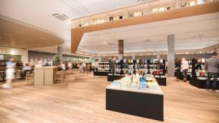 TSUTAYA　BOOKSTORE　AIZUでの販売スタッフ