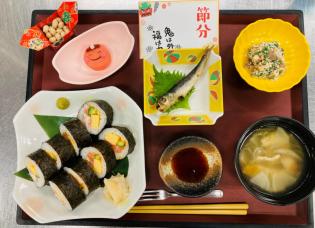有料老人ホームの厨房の調理補助スタッフ