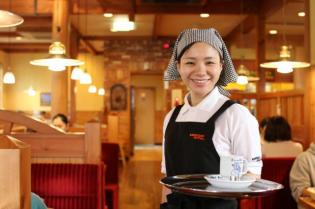 カフェ店内スタッフ／一関中里店