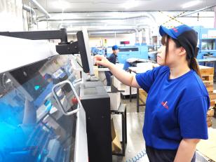 製本機械オペレーター