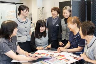 きものの営業スタッフ