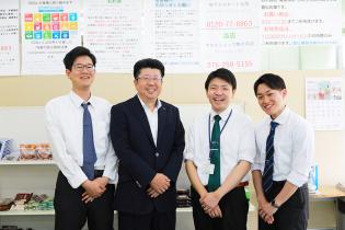 販売及び健康サポートスタッフ