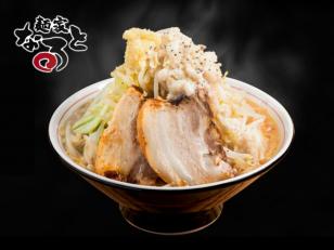 ラーメン店のホール・キッチンスタッフ