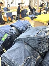 ジーンズ・デニム製品の加工作業員