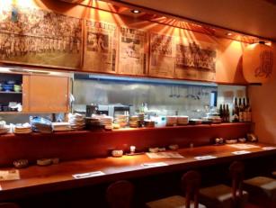 和風居酒屋のホールスタッフ