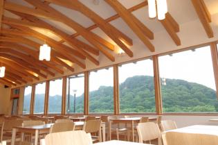 開放的で風光明媚な職場です。