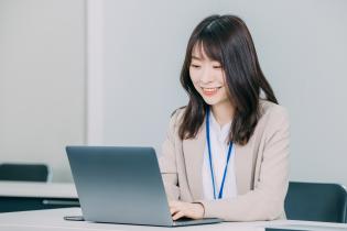求人広告の運用サポート事務