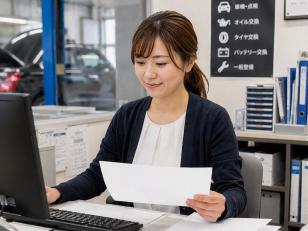 整備工場の事務スタッフ