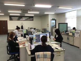 広告の提案営業スタッフ／内勤