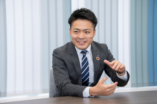 金融渉外担当／営業職