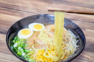 ラーメン店調理員